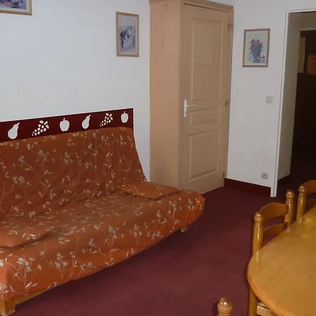 Le Rond Point Des Pistes Apartment *