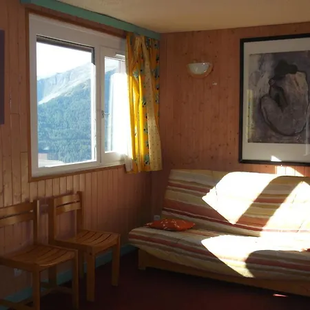 Le Rond Point Des Pistes Apartment *