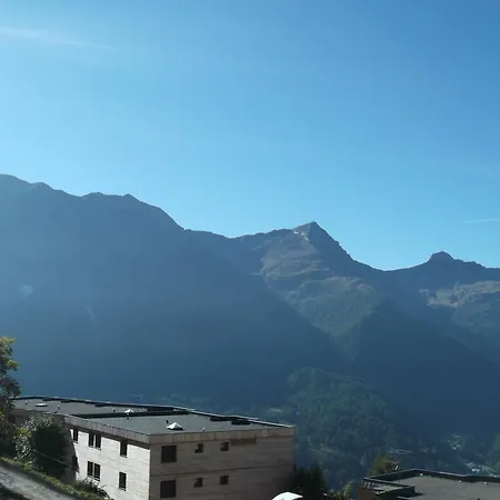 Le Rond Point Des Pistes Apartment *