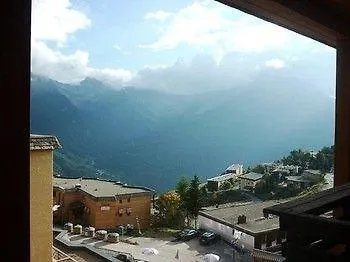 Le Rond Point Des Pistes Apartment *